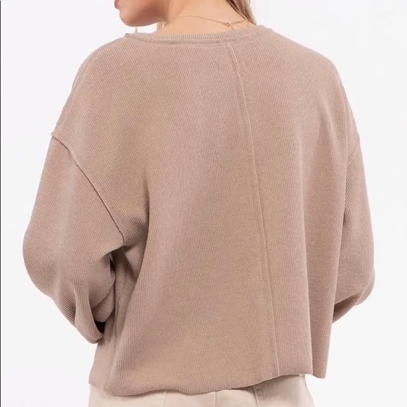 By the river cropped sweater in beige - Picture 1 of 6